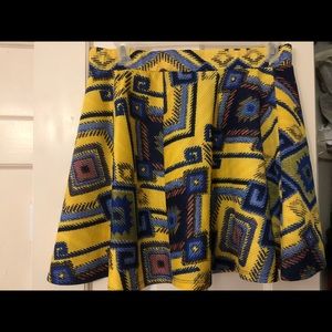 Geometric print skirt